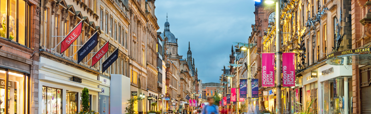 cover Exploring Beyond Your University Town or City in UK