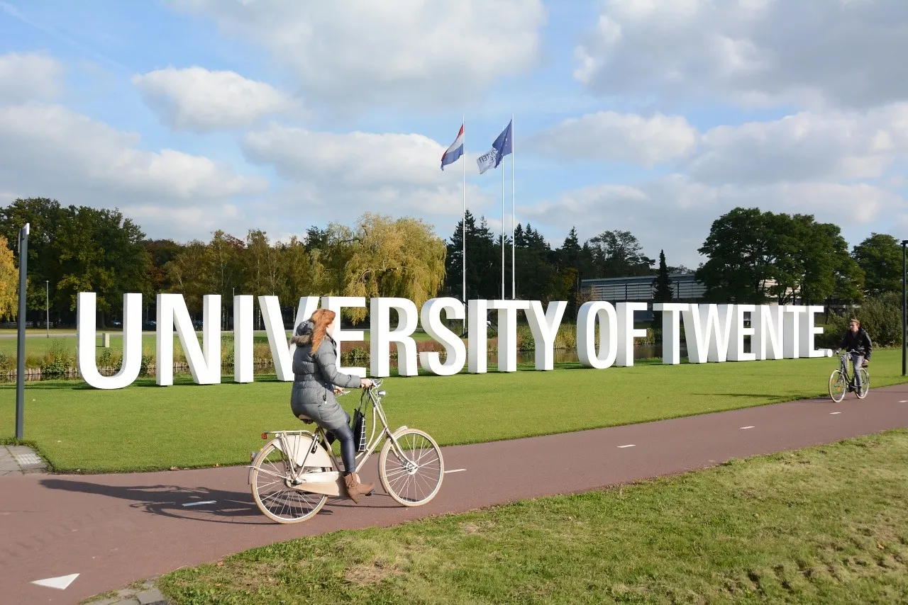 banner University of Twente (via Twente Pathway College)