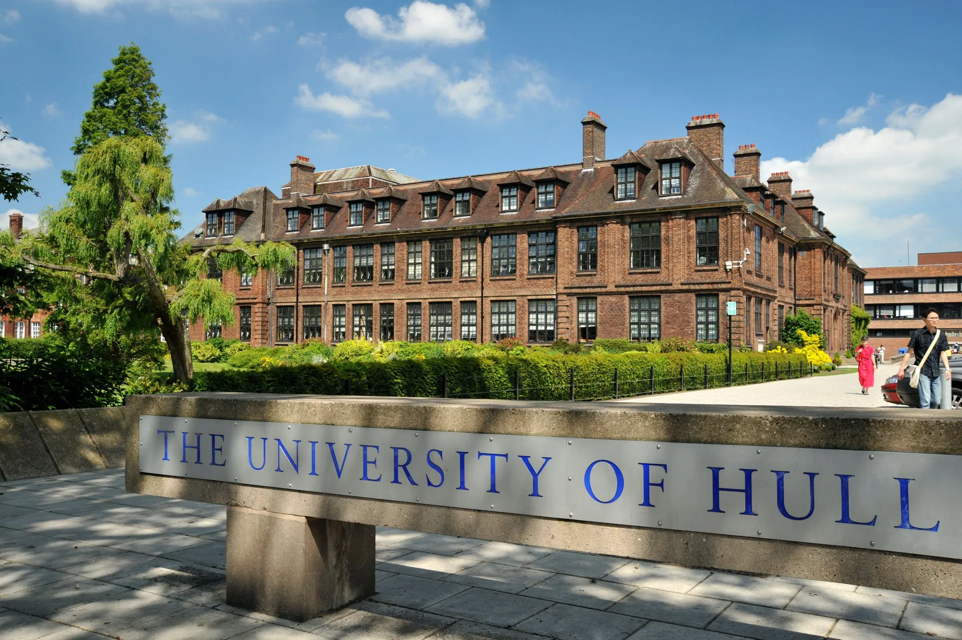 banner University of Hull (via ONCAMPUS Hull)