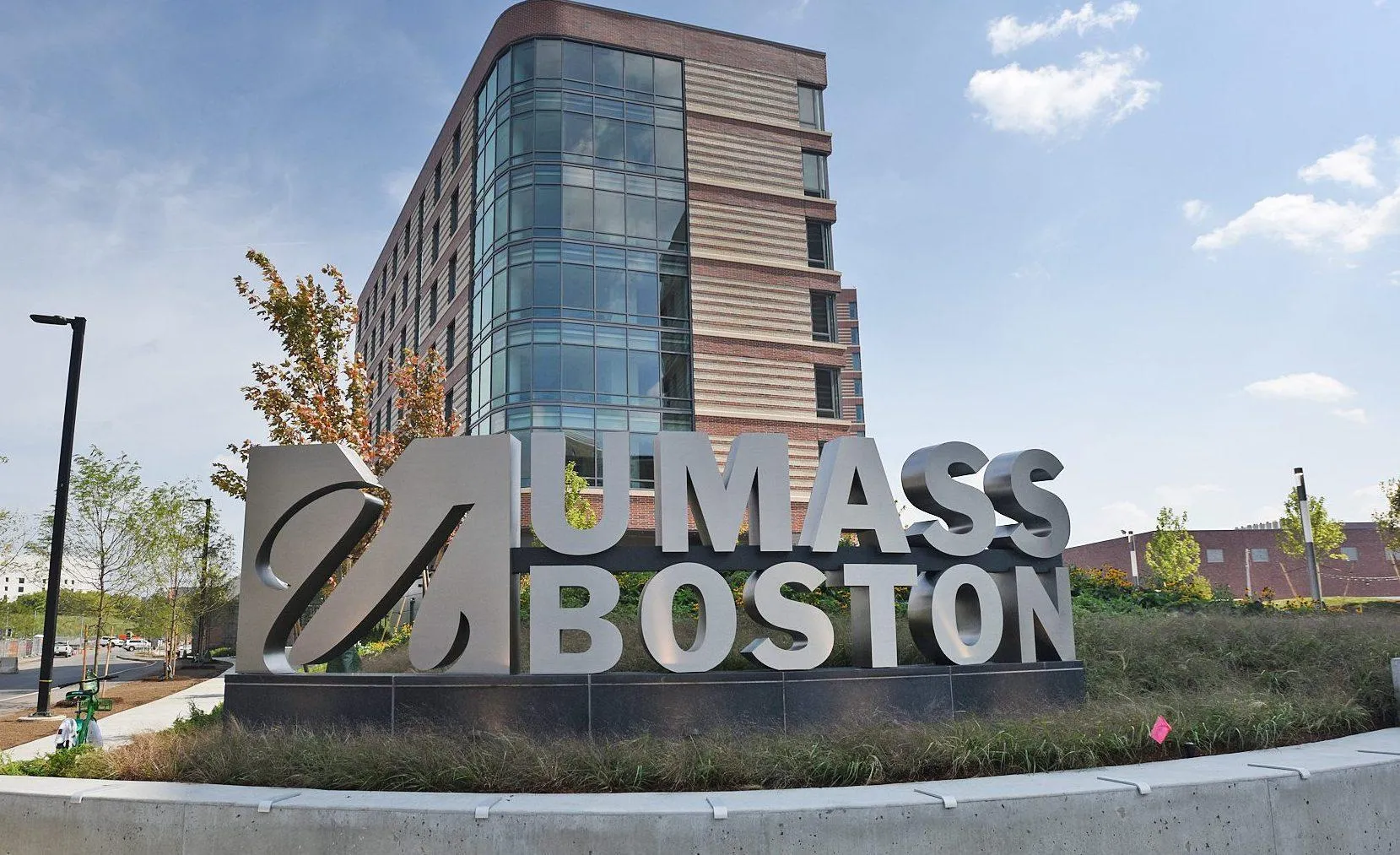 banner University of Massachusetts Boston (UMass Boston)